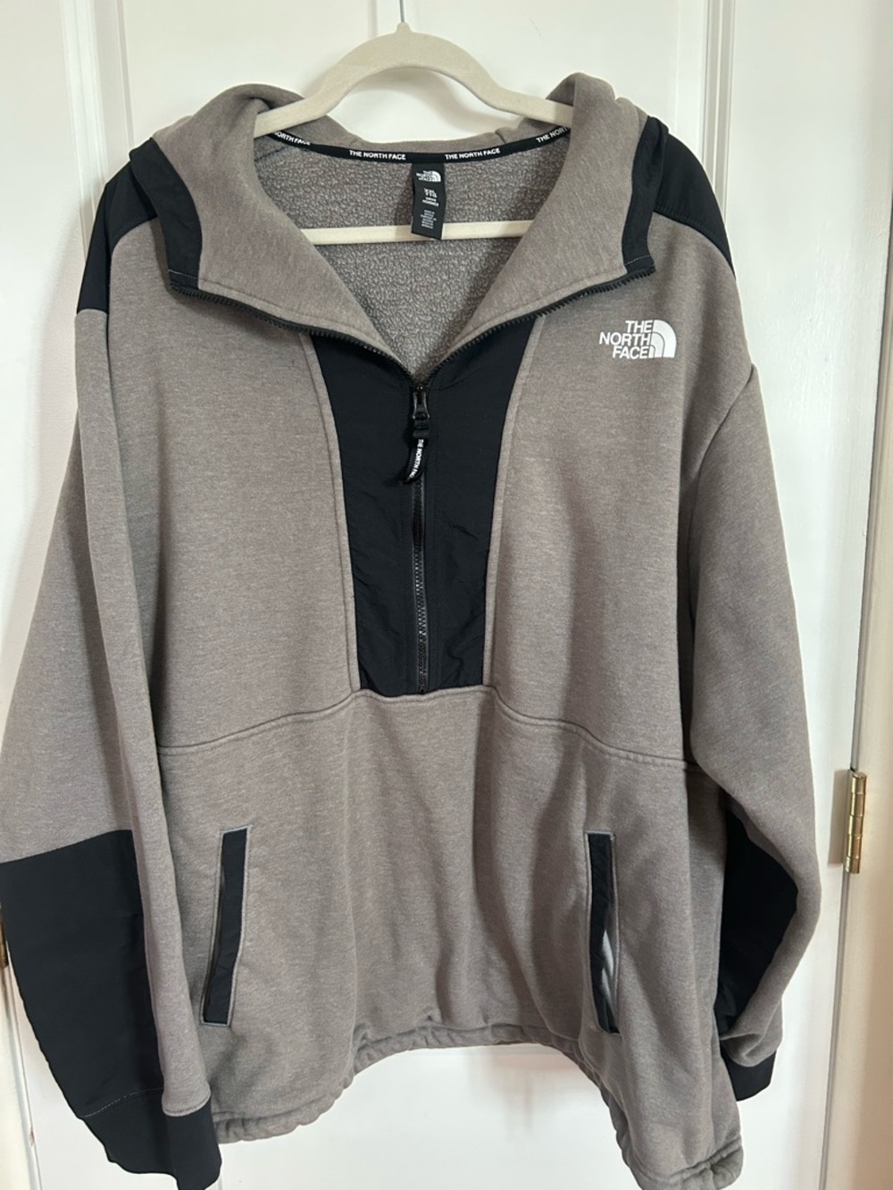The North Face Taupe & Black Full-Zip Fleece Hoodie